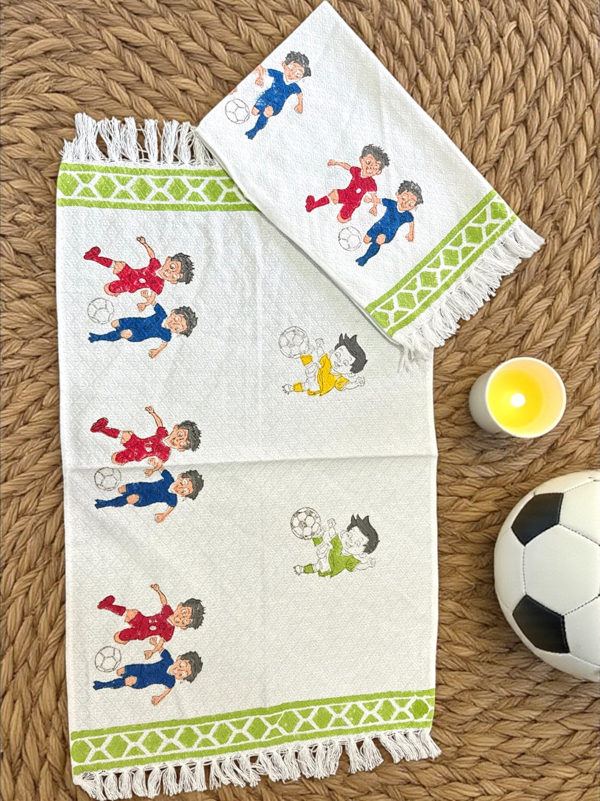 kids-towel-set-with-football-player-motifs