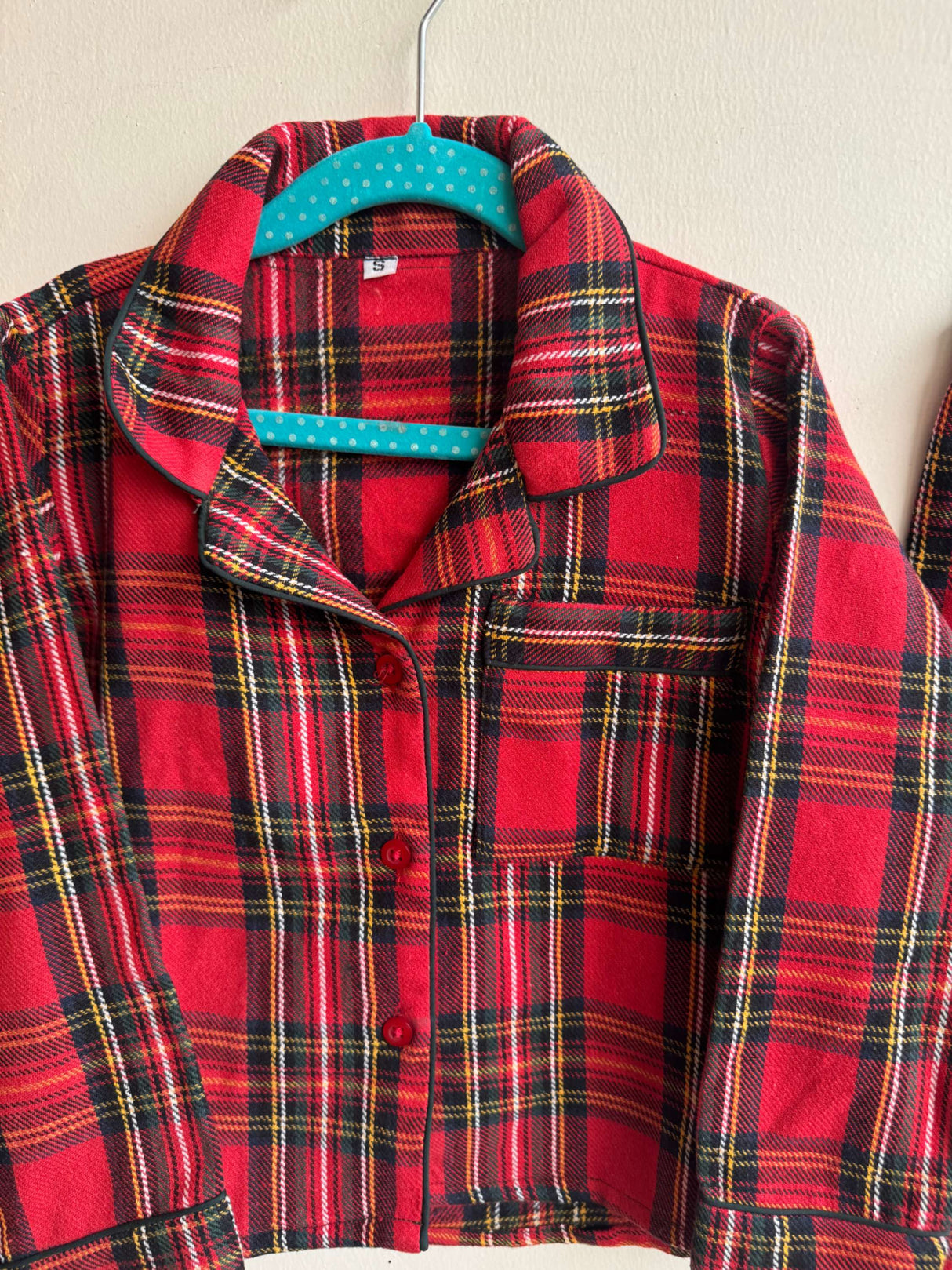 kids-winter-night-suit-red-black-check-pattern