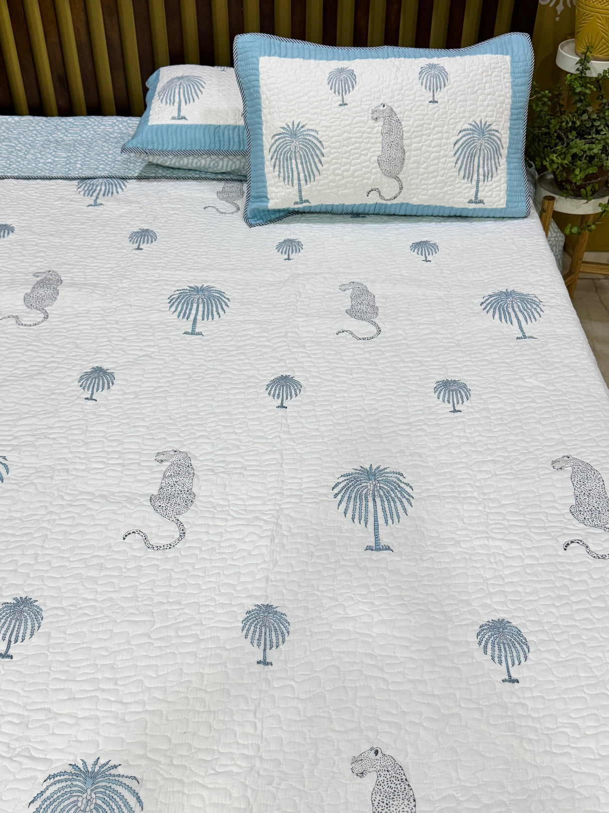 king-size-quilted-blockprint-mulmul-bedcover-morning-plush