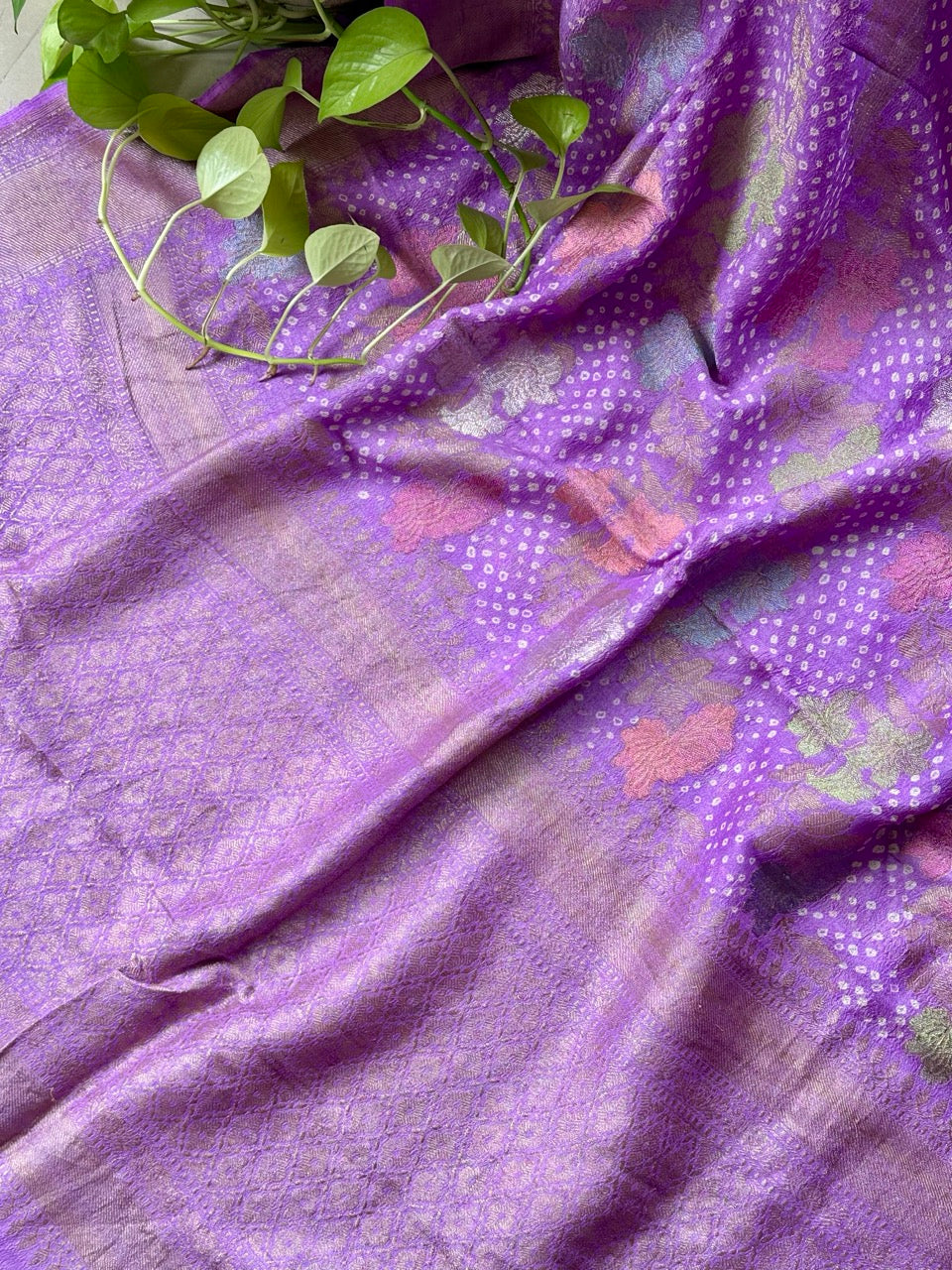 lavanya-leher-handloom-munga-silk-bandhani-saree