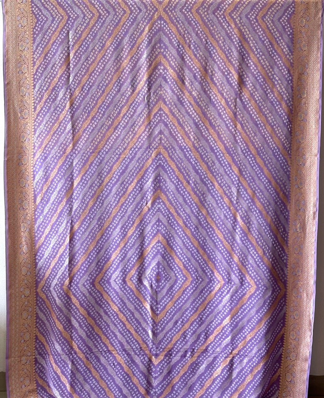 Elegant Lavander Pure Banarasi Georgette Bandhani Saree
