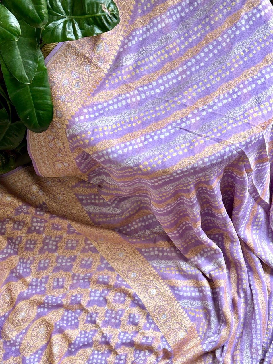 Elegant Lavander Pure Banarasi Georgette Bandhani Saree