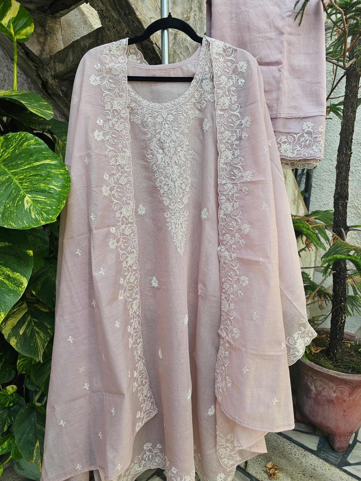 Light Mauve Sophisticated Chanderi Mulmul Three Piece Semi Stitched Suit Set