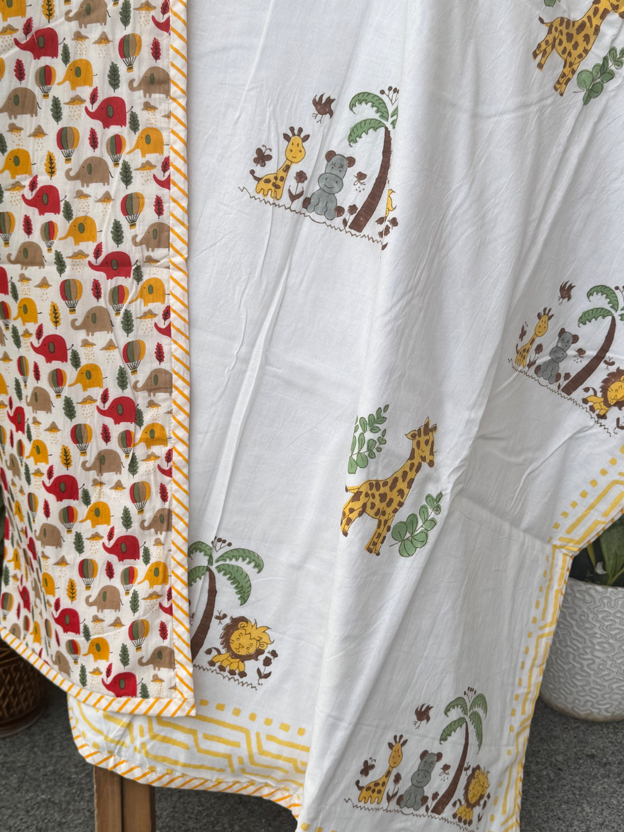 sustainable mulmul cotton layered dohar for babies zoo animals print reversible flannel blanket best for summers boutique gifting bulk orders india and overseas