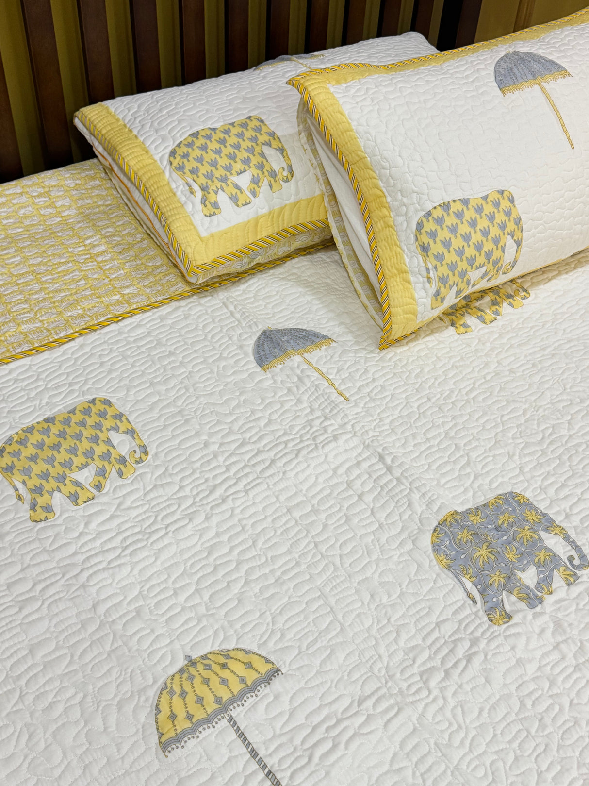 luxury-mulmul-king-bedcover