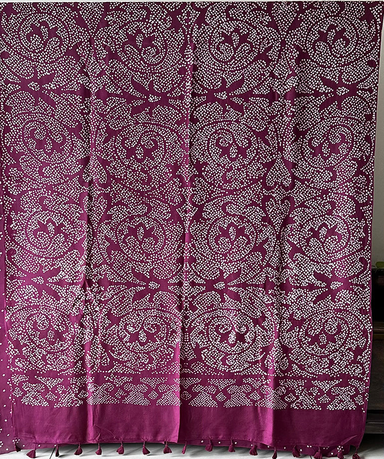 Habotai Silk Clamp Dye Bandhani Saree in Shades of Magenta