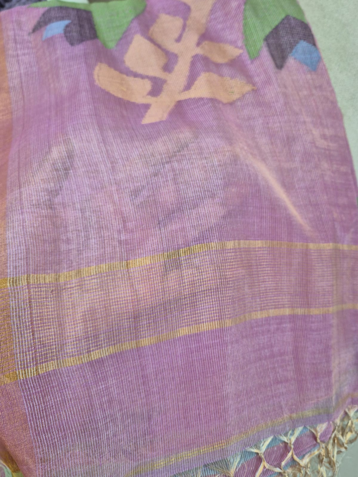 Mauve Base with Peach Stems Handloom Tissue Silk Saree with Jamdani weaving