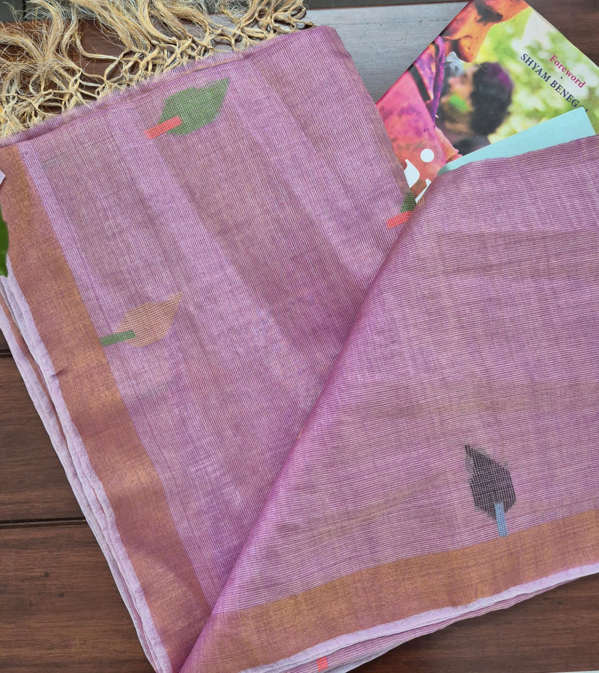Mauve Base with Peach Stems Handloom Tissue Silk Saree with Jamdani weaving