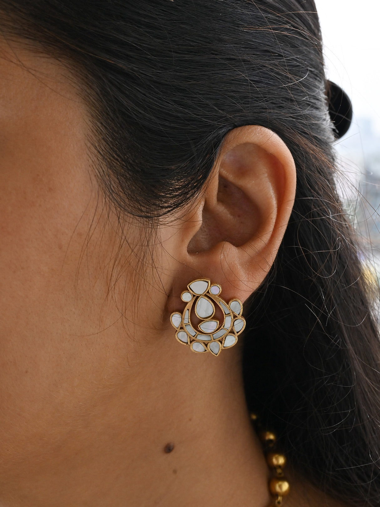Handcrafted 92.5 Silver mother of pearl necklace and earrings