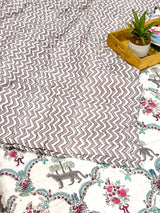 reversible-mulmul-cotton-king-size-quilt-with-block-print
