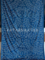 Shop stylish pure Munga Silk Bandhani saree featuring gold zari floral mandalas and paisley pallu. Lightweight, vibrant, and ideal for festive celebrations.