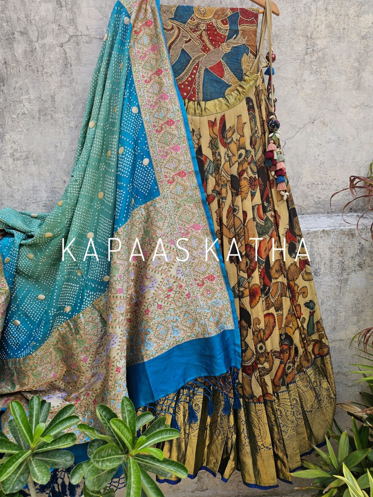 mysore-crepe-kalamkari-lehenga-with-kanjivaram-border