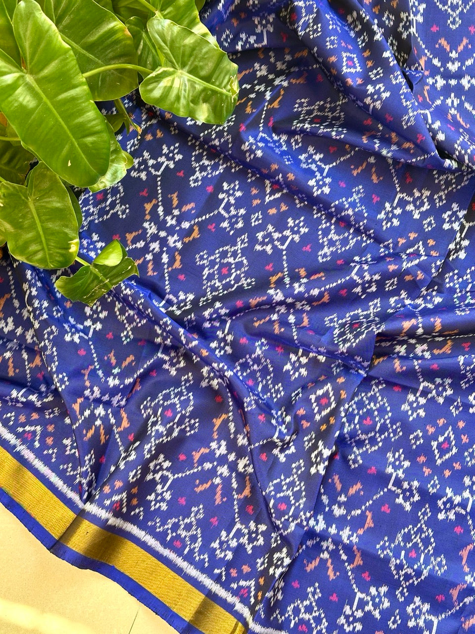 Navratna Pattern Blue Handloom Pure Silk Single Ikat Patola Blouse Fabric