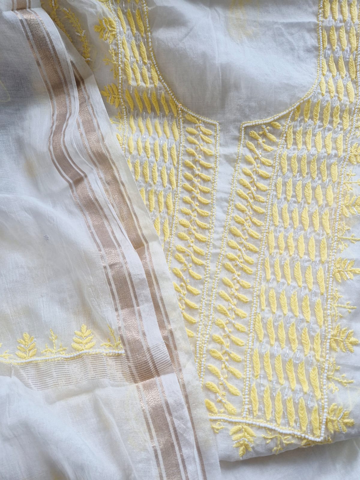 nazraana-chikankari-chanderi-mul-unstitched-suit-set