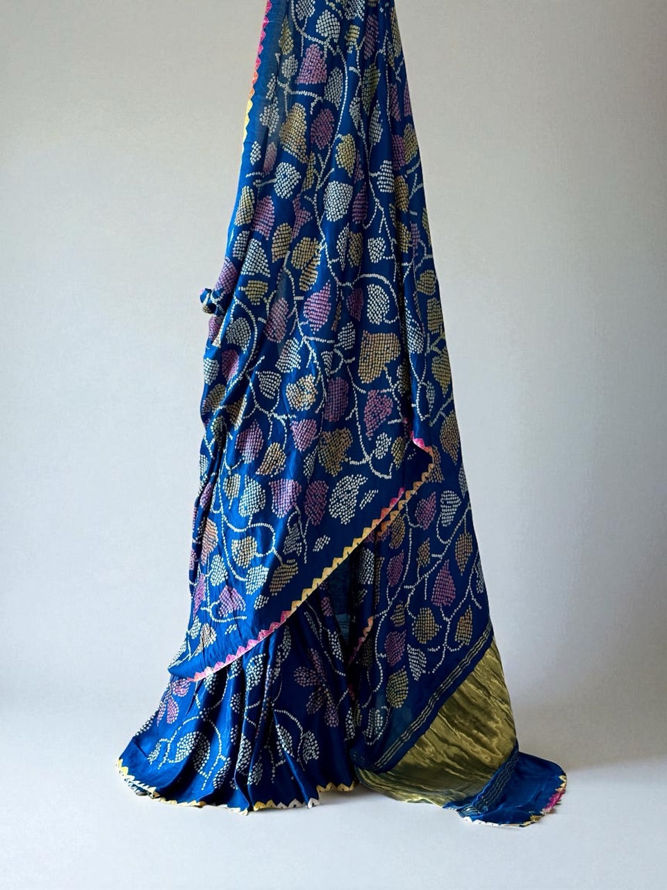 neelpushpa-pure-gajji-silk-bandhani-saree-with-multicoloured-bandhej