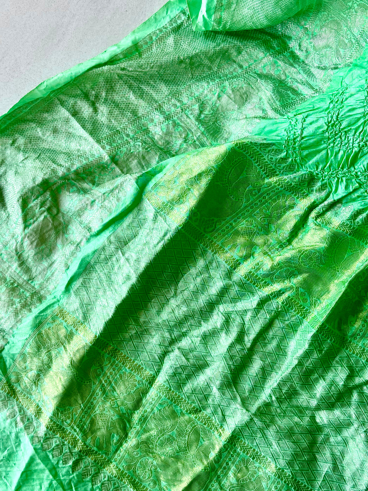 new-traditional-kanjivaram-bandhani-silk-saree