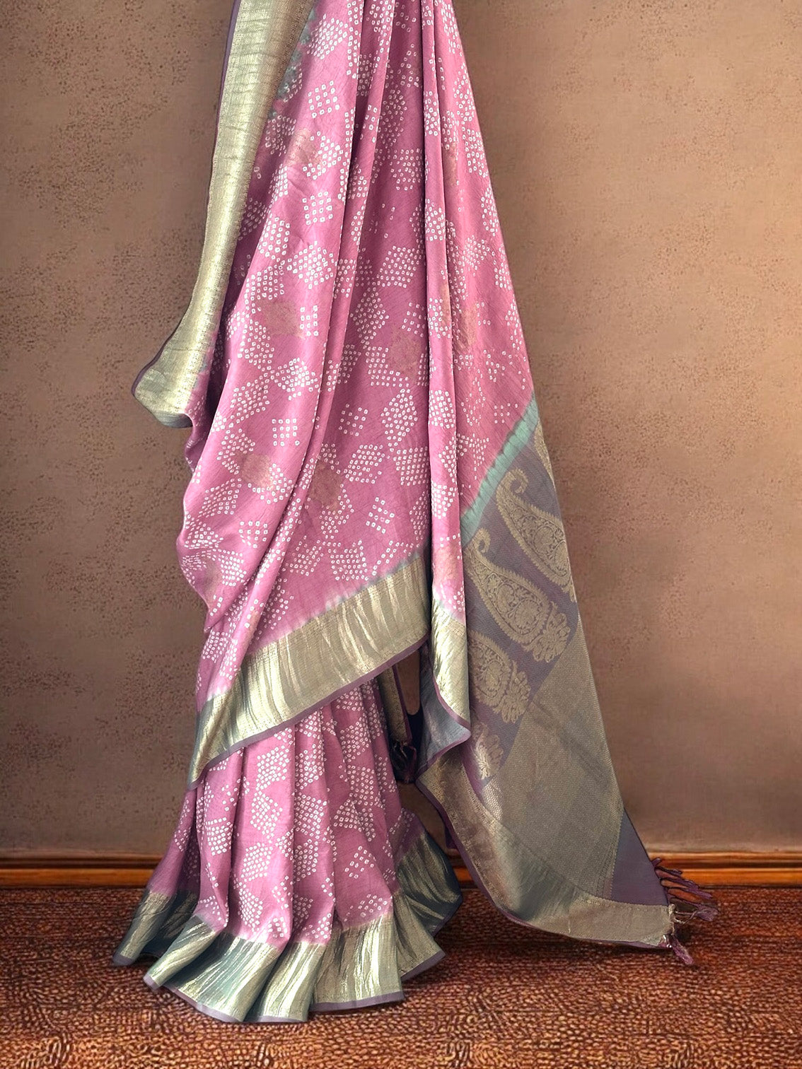 Light Mauve Kanjivaram Silk Bandhani Saree