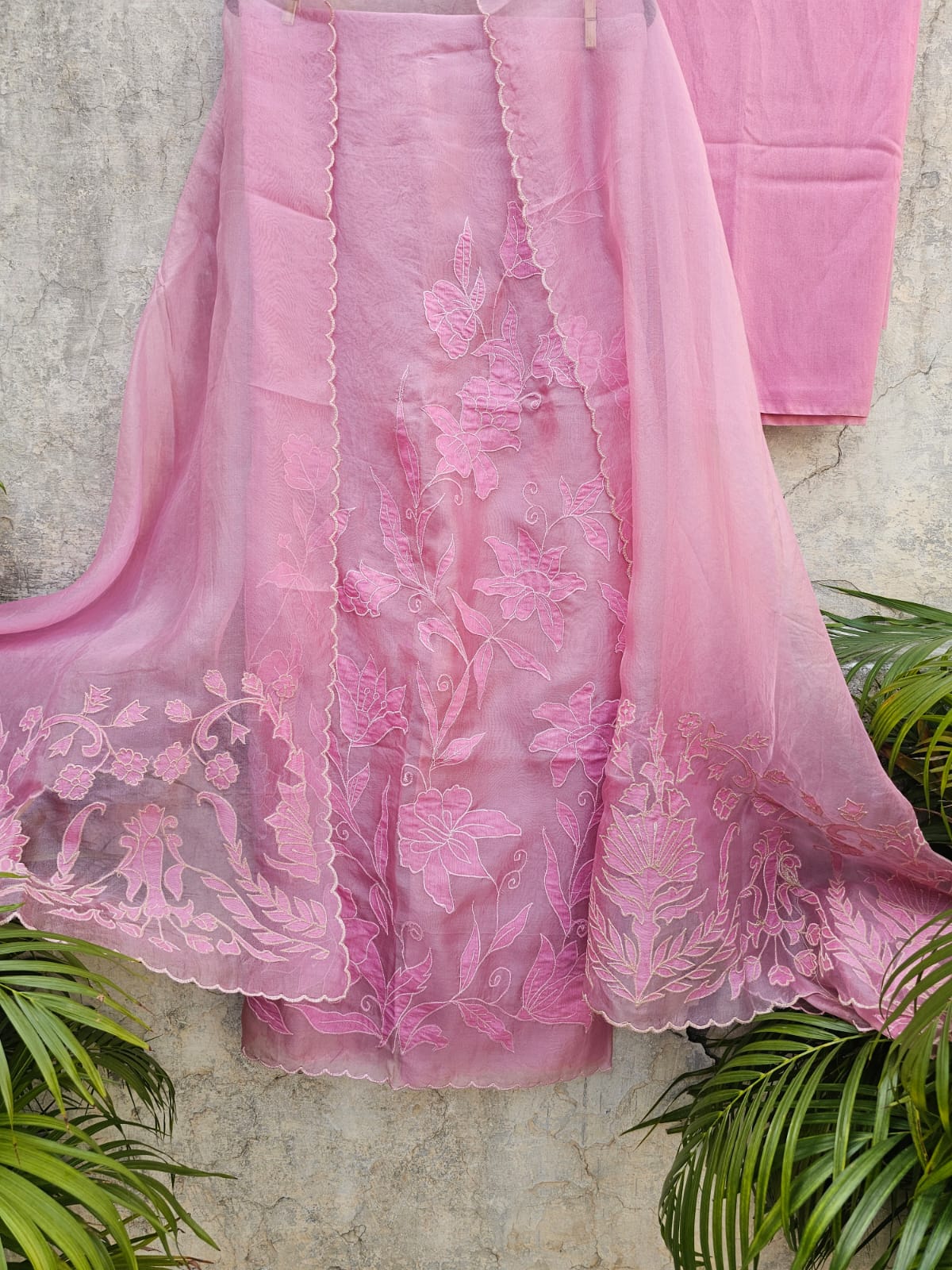 Simple Yet Elegant 3pc Unstitched Organza Suit Set in Pink Colour