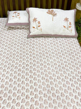 premium-palm-print-quilted-bedcover
