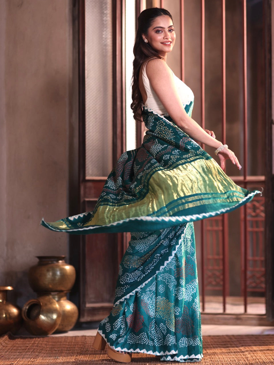 panna-rekha-turquoise-green-pure-gajji-silk-bandhani-saree