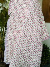 lightweight-cotton-dohar-with-pink-galaxy-theme-and-giraffe-prints-handmade-in-jaipur-for-toddlers-in-canada-and-usa