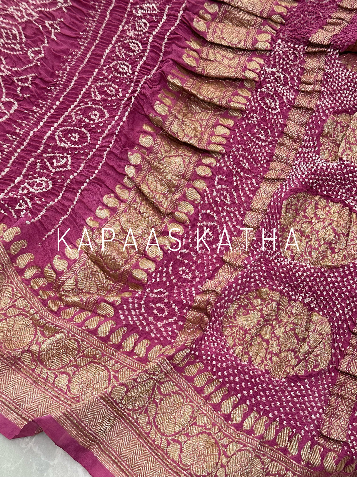 peaceful-bandhani-banarasi-saree