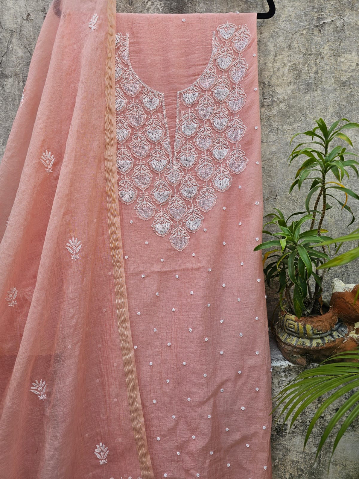 peach-blossom-elegance-chikankari-Mulchanderi-unstitched-suit-set