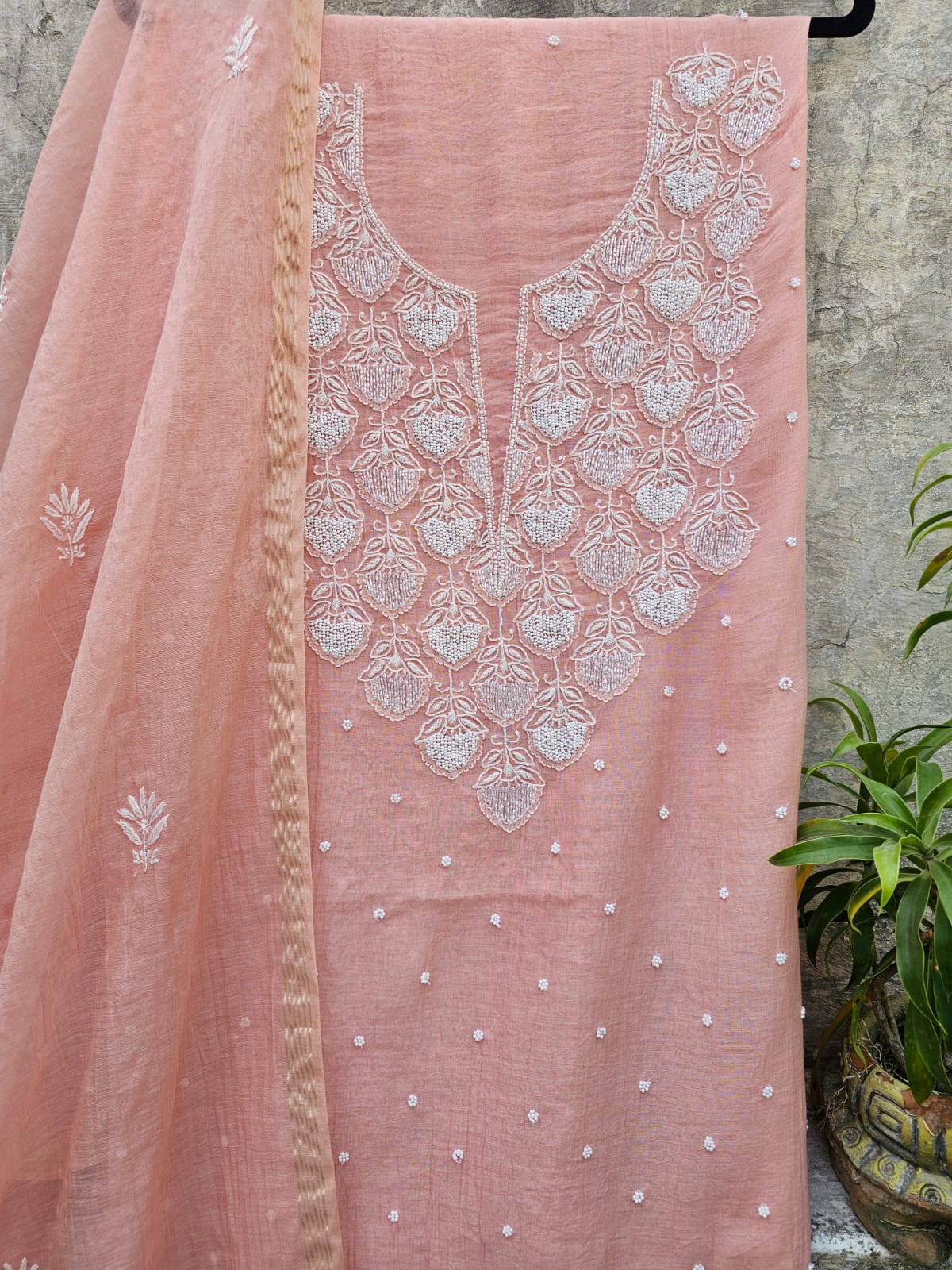 peach-blossom-elegance-chikankari-Mulchanderi-unstitched-suit-set