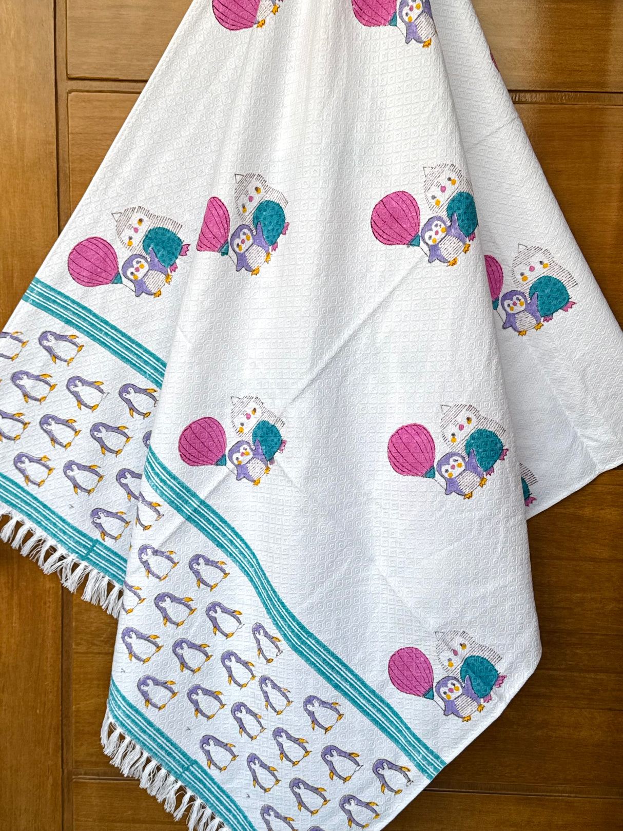 penguin-parade-kids-cotton-jacquard-towel