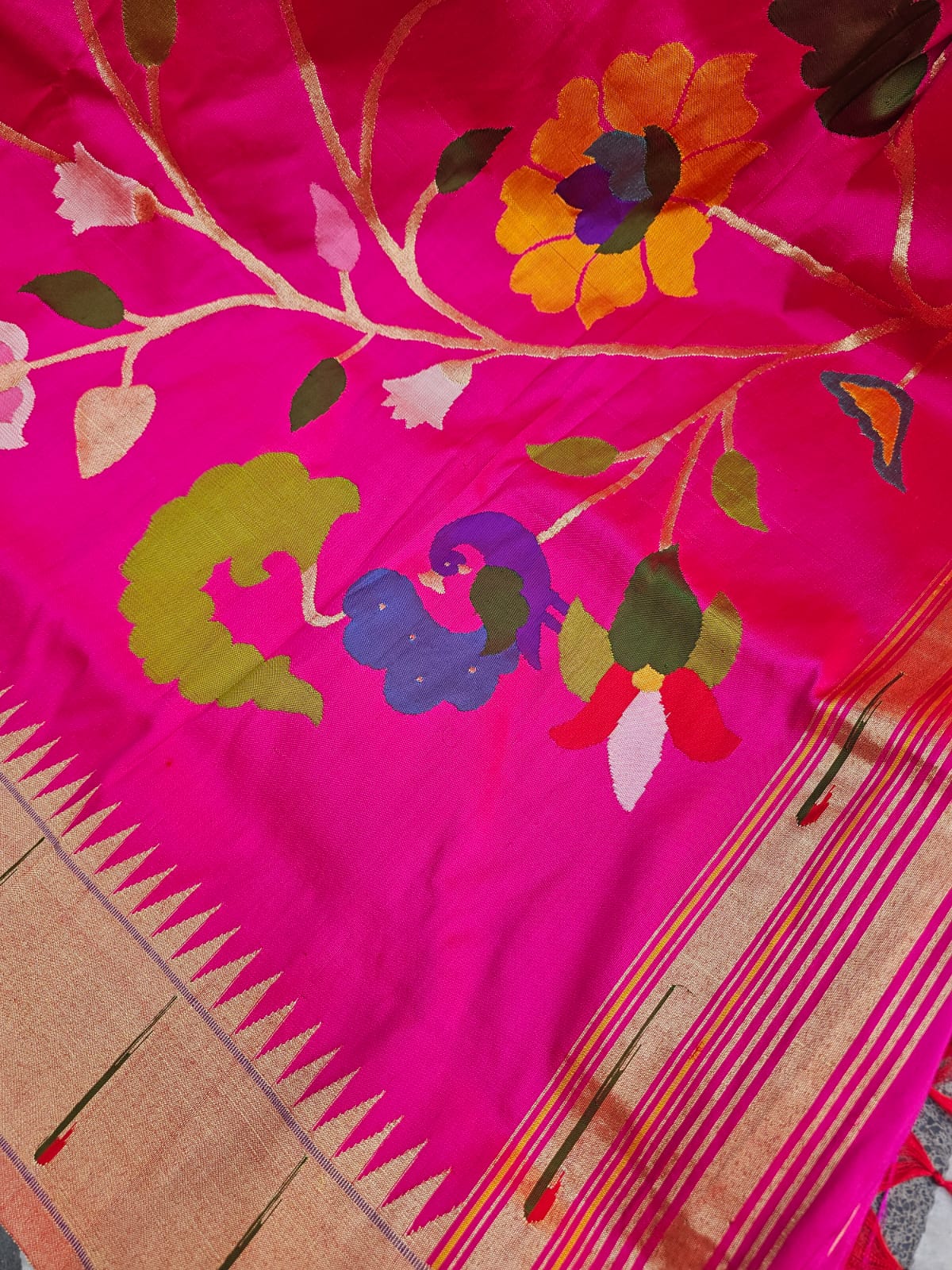 Handloom Rani Pink Silk Paithani Dupatta with Tissue Muniya Border