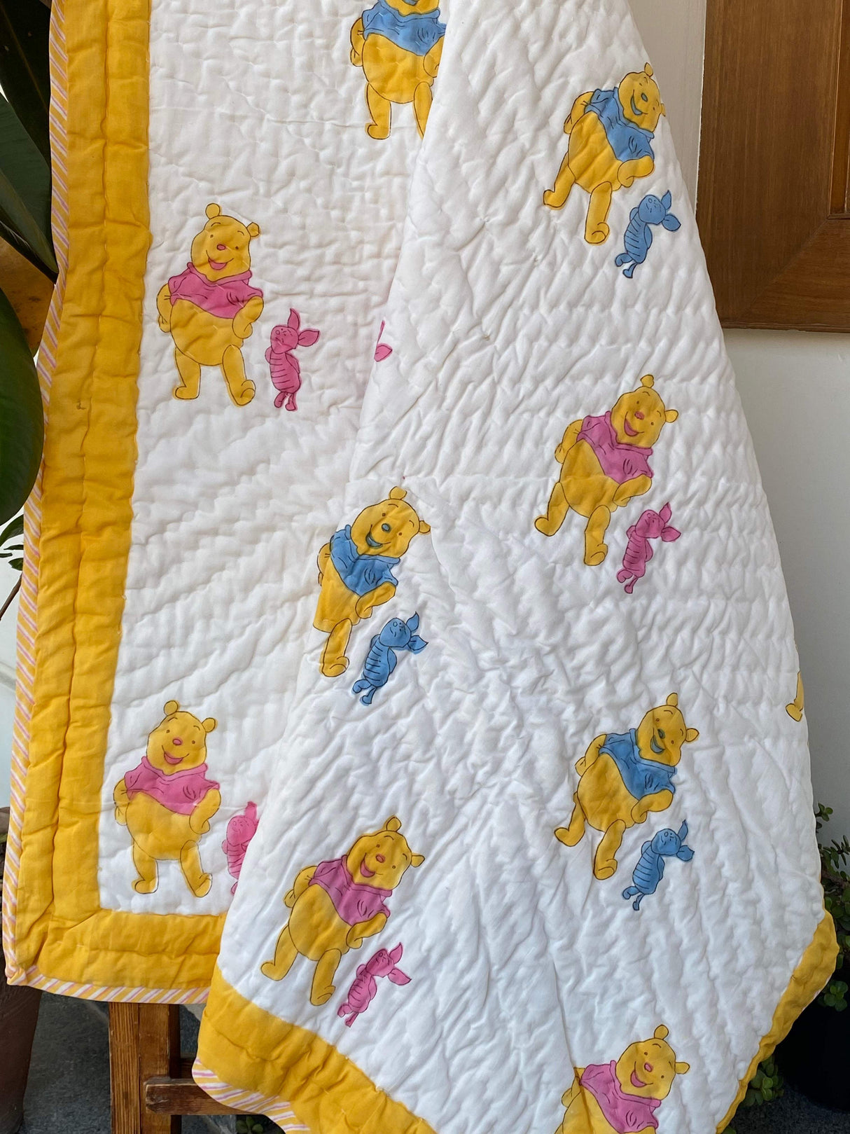 pink-pooh-kids-quilt-front-view