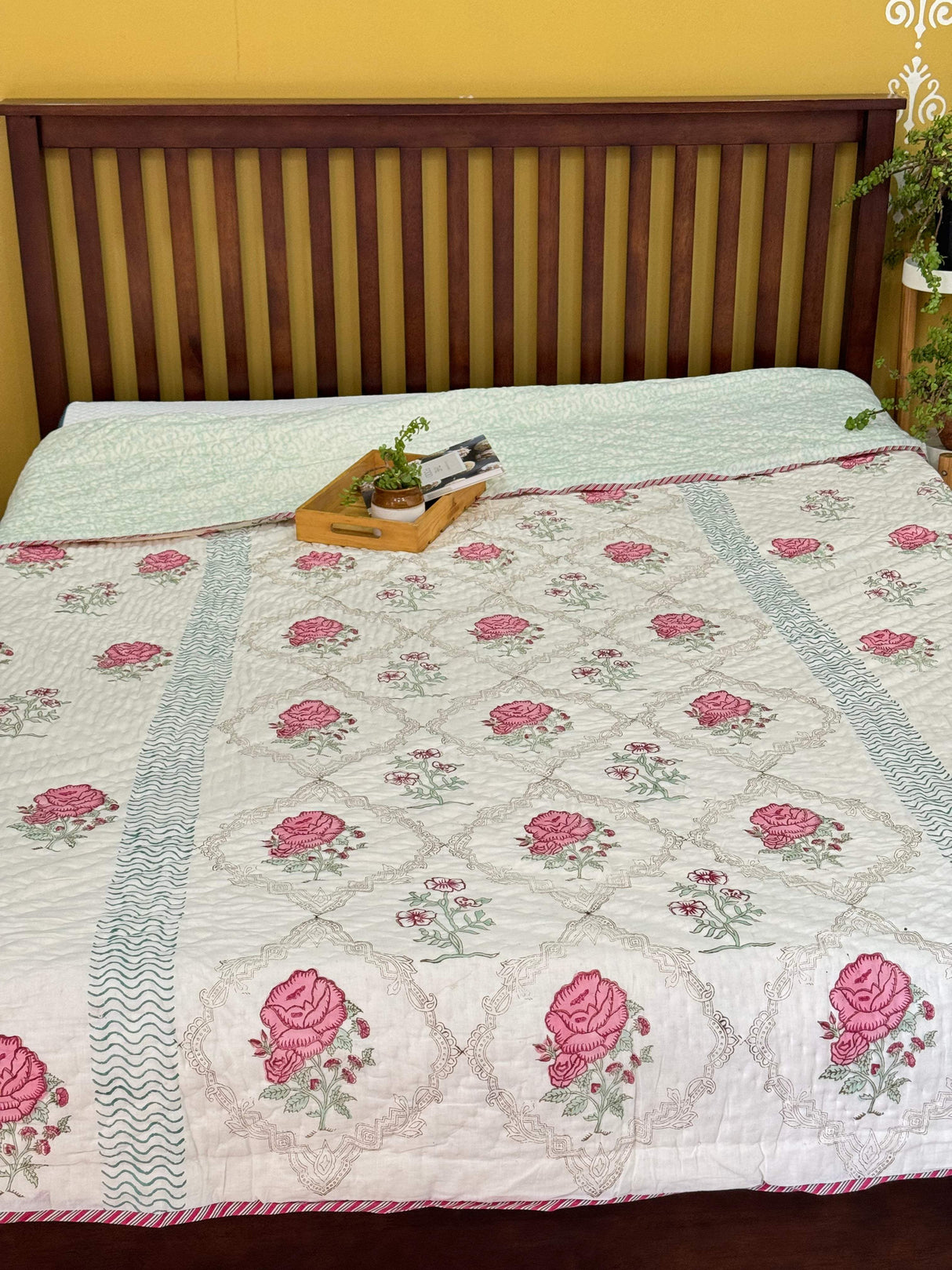 pink-rose-double-cotton-quilt-full-view