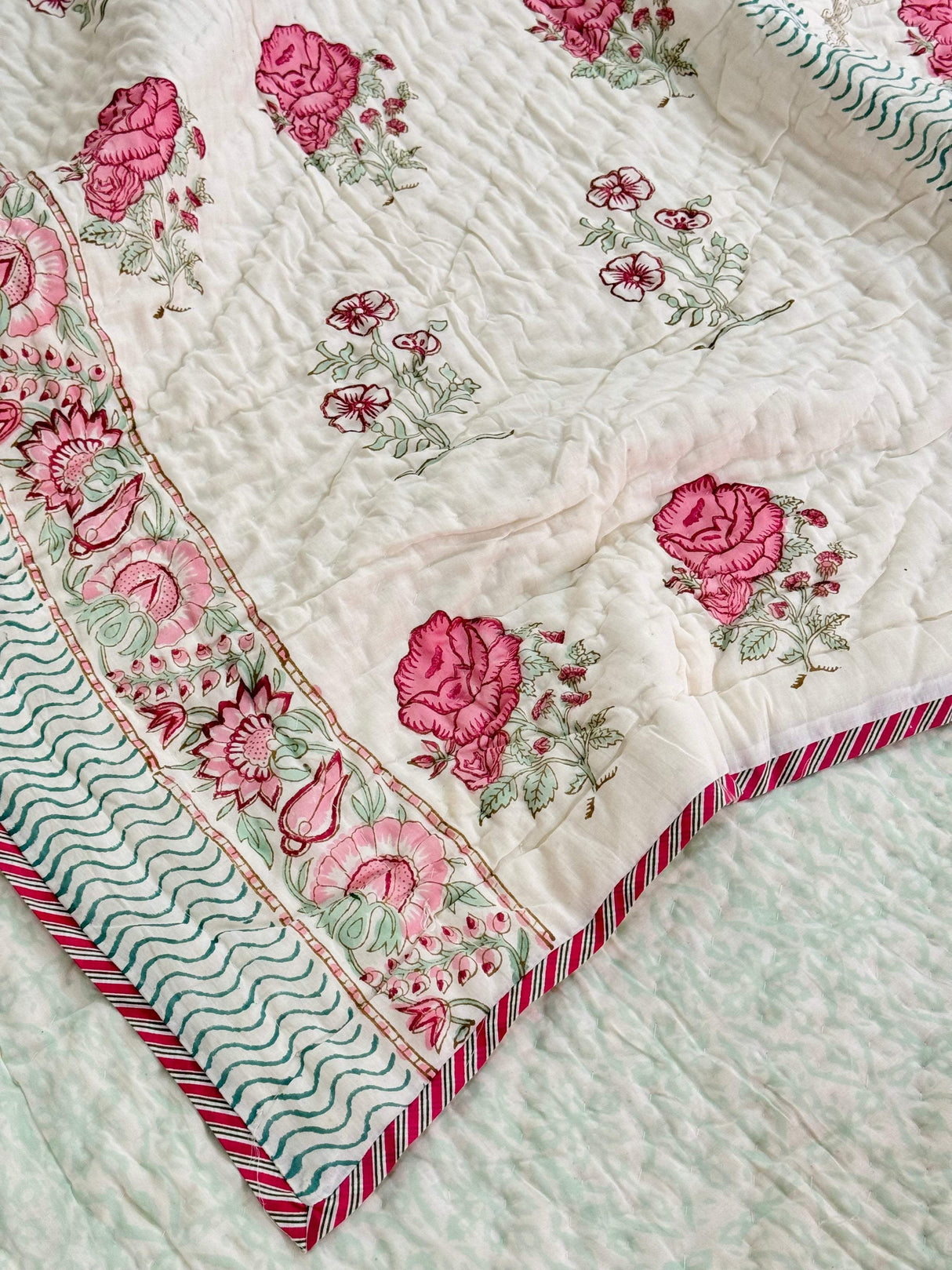 pink-rose-double-cotton-quilt-pattern-view