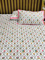 pink-theme-king-cotton-bedsheet-overall-view