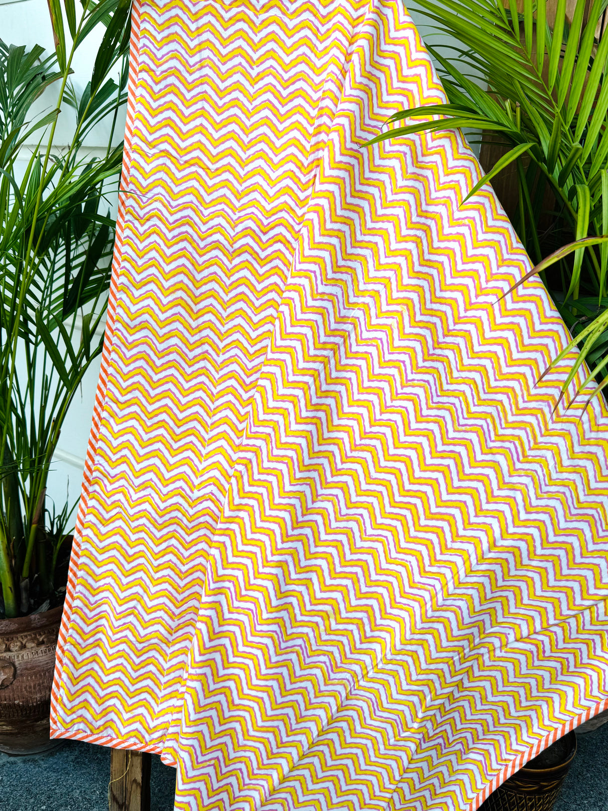 pink-yellow-flamingo-print-layered-kids-blanket