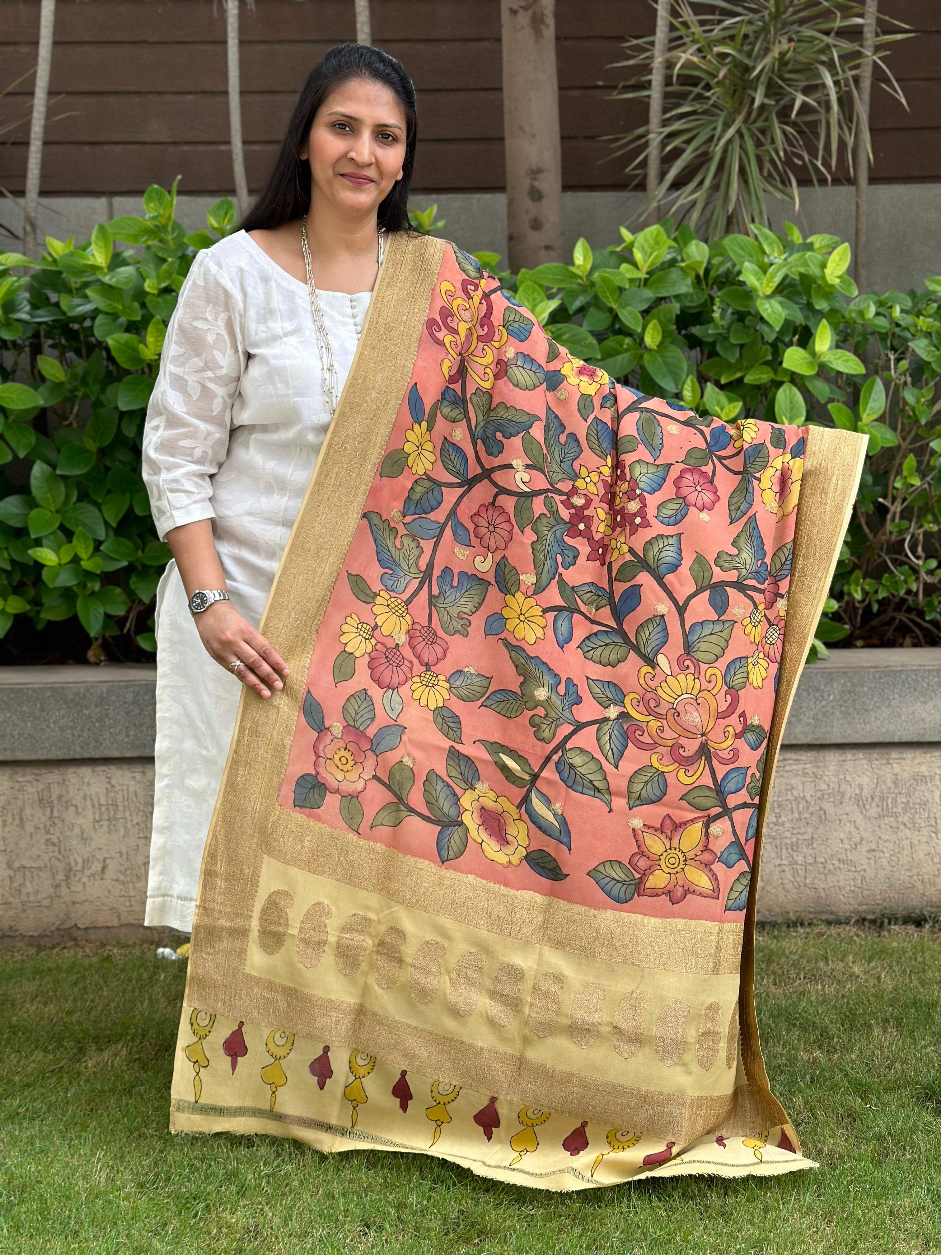 Pattu dupattas online best sale