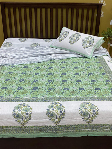 pista-blue-double-cotton-quilt-full-view