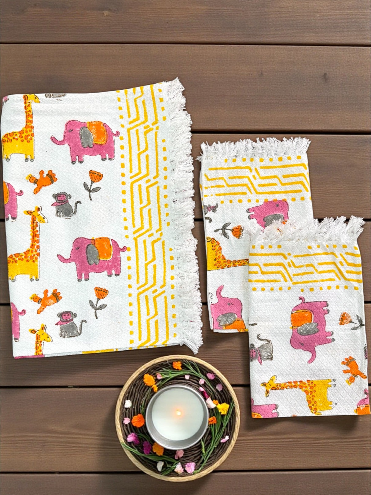 playful-storybook-animal-kids-towel-set