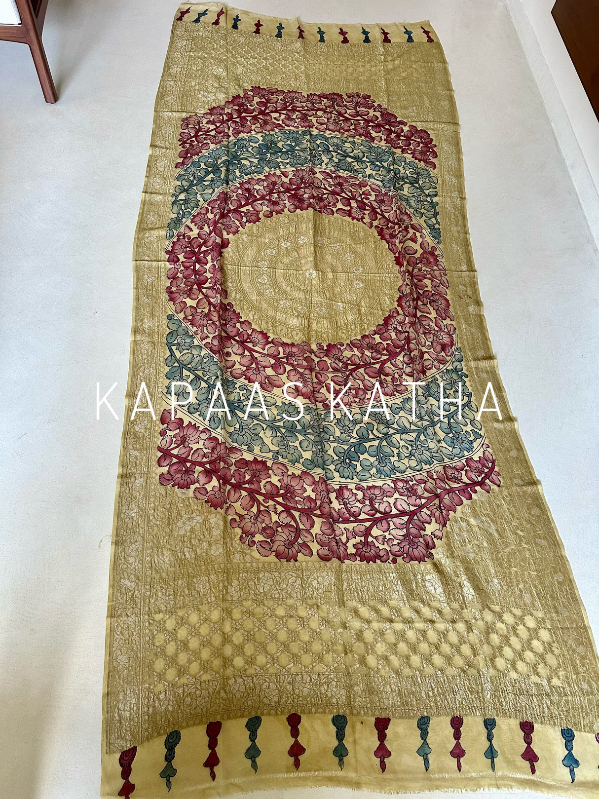 printed-bagh-e-noor-banarasi-georgette-kalamkari-dupatta