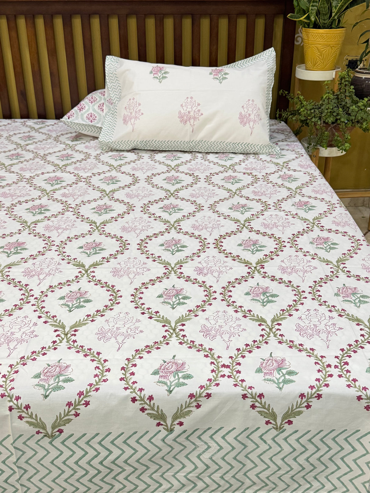 printed-botanical-cotton-bedsheet-blockprint
