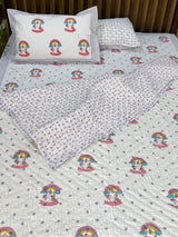 printed-unicorn-world-mulmul-kids-quilt-handblock
