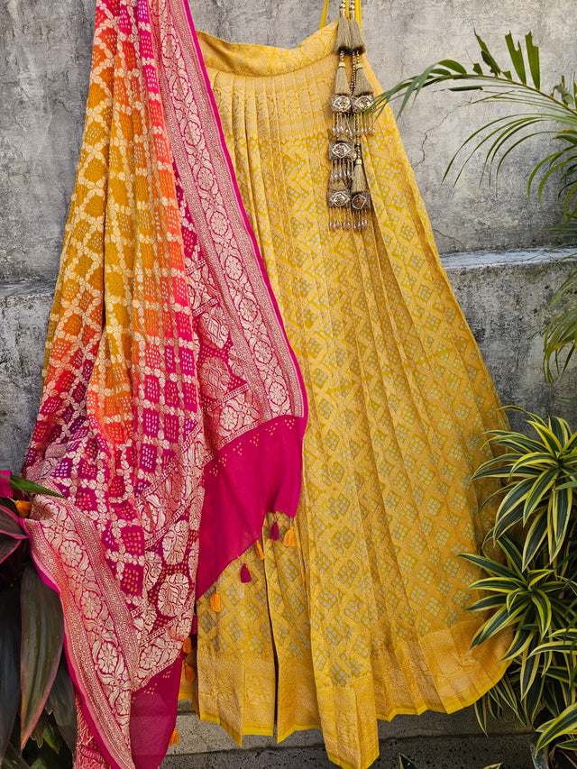 pure-banarsi-georgette-bandhani-lehenga-with-dual-shade-dupatta 