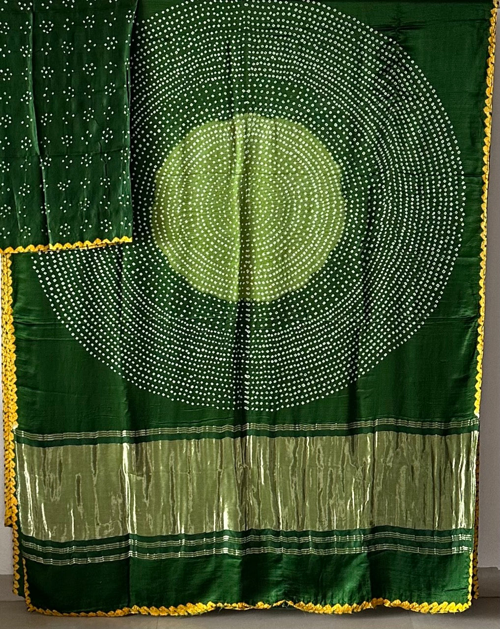 Pure Gajji Silk Circular Theme Bandhani Saree