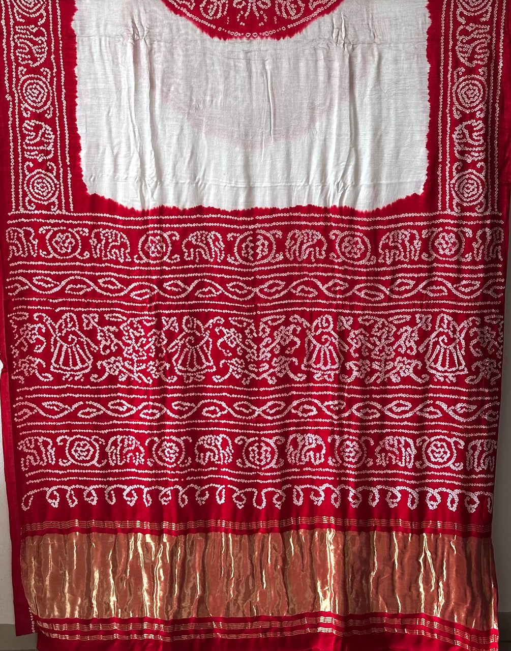 pure-gajji-silk-offwhite-red-rasmandal-circle-bandhani-saree