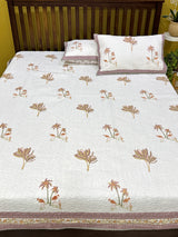 premium-palm-print-quilted-bedcover