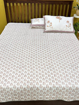 premium-palm-print-quilted-bedcover