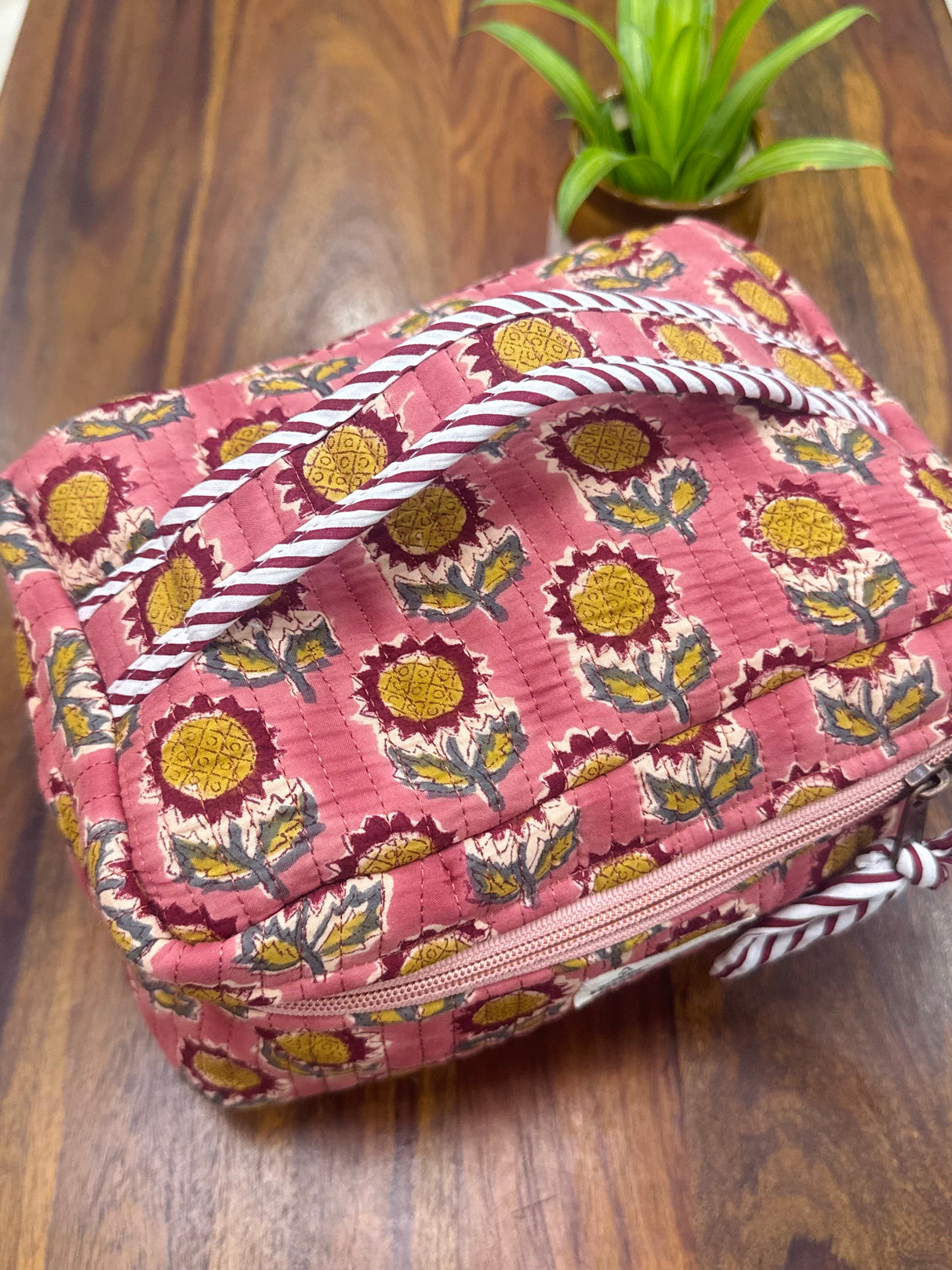 quilted-graceful-floral-handmade-vanity-bag