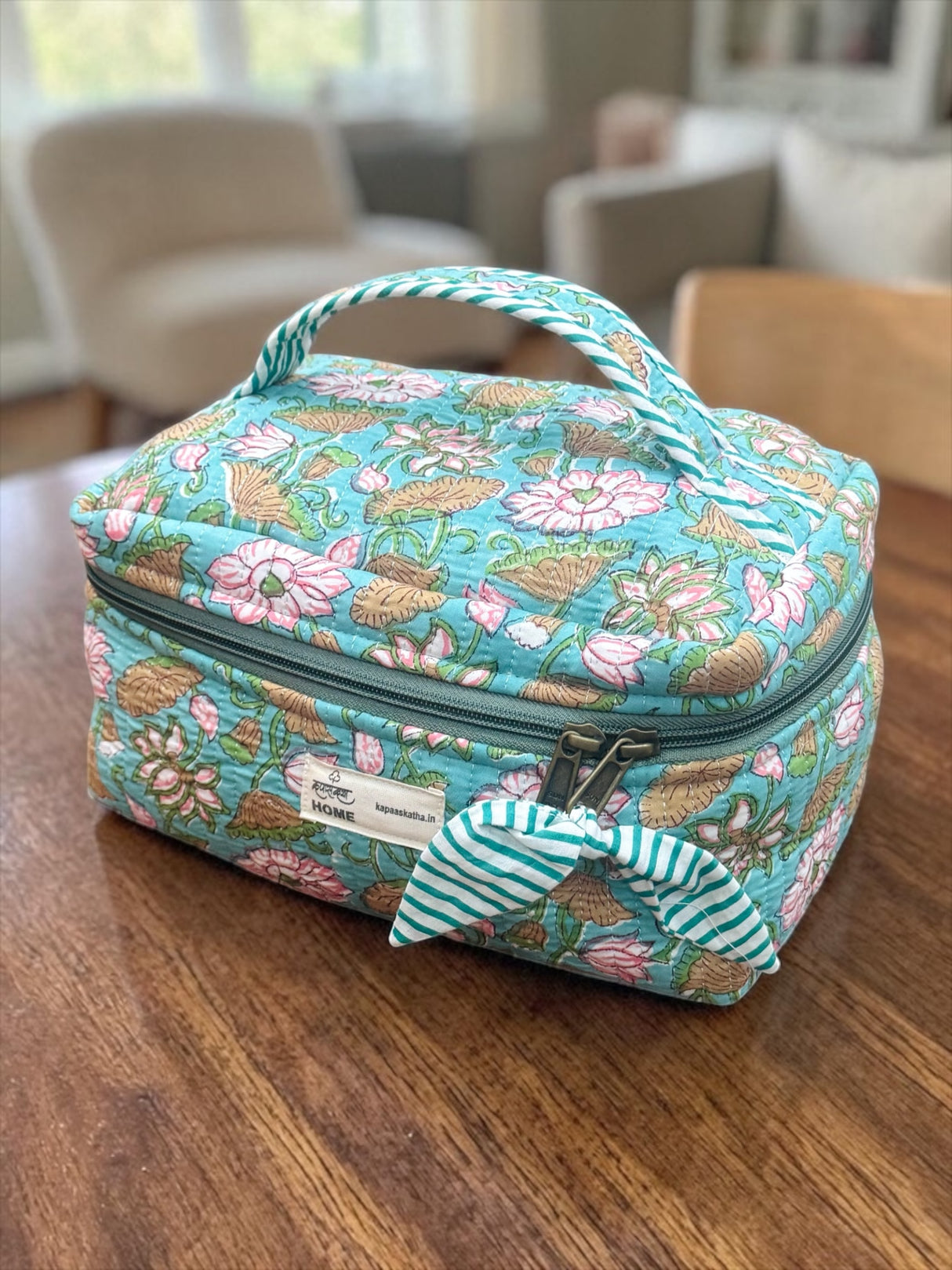 quilted-jaipur-handcrafted-spacious-vanity-bag