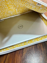 quilted-laptop-sleeve-for-daily-use