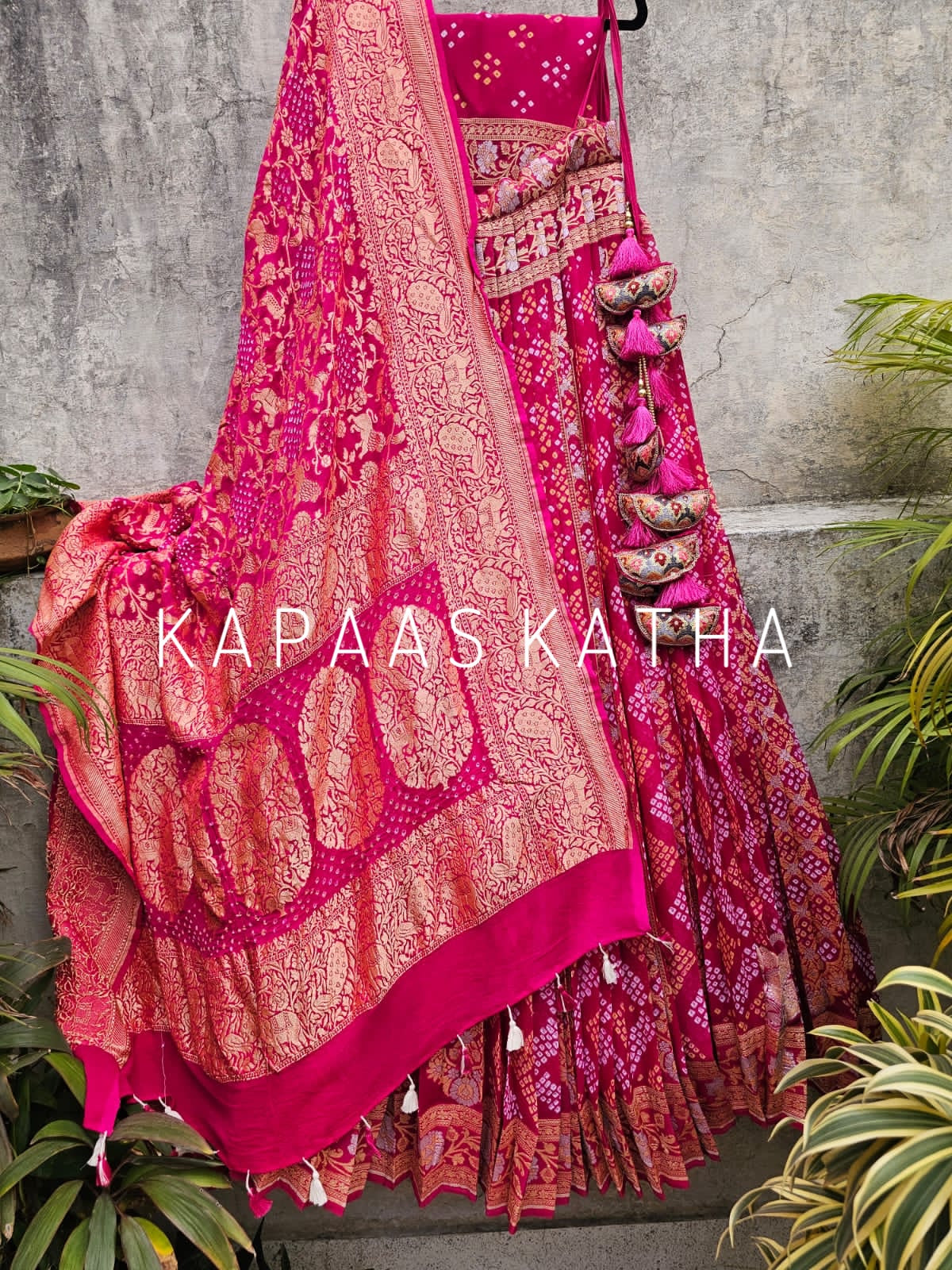 pink-magenta-banarasi-georgette-bandhani-lehenga